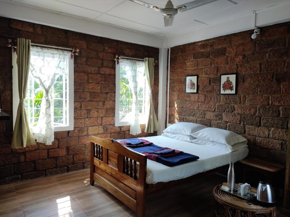 The Rustic Cottage - Homestay Cherrapunji Extérieur photo